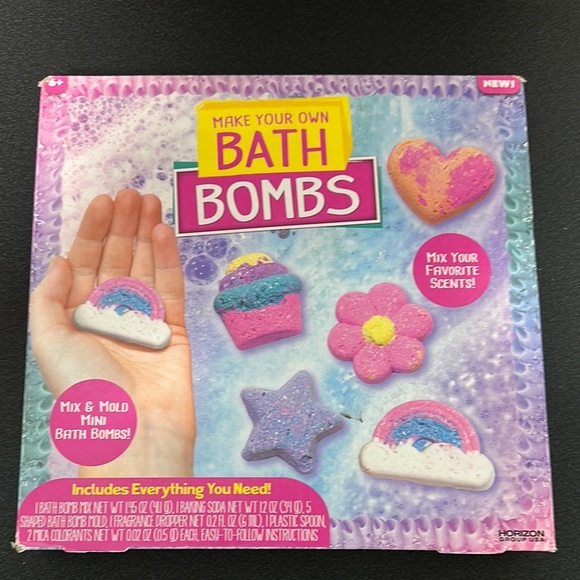 Make Your Own Bath Bombs Kit - Pink, Blue, Purple - Picture 1 of 1